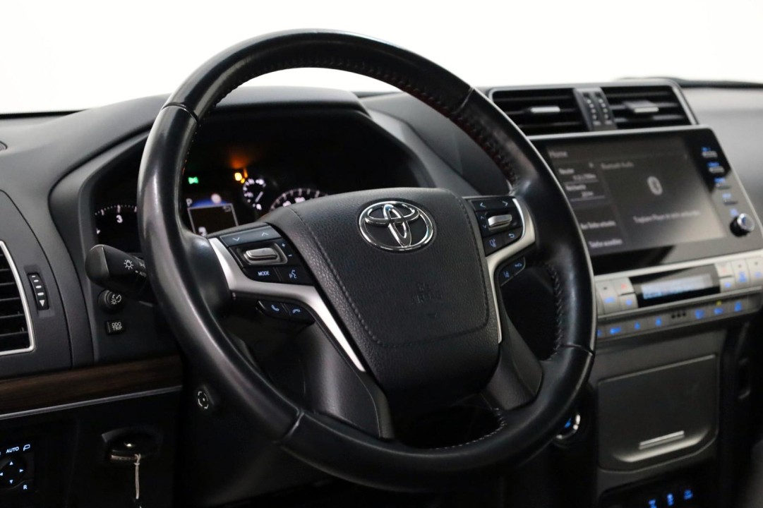 Toyota Land Cruiser Comfort 2.8D - foto 16