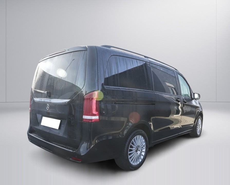 Mercedes-Benz V 300d 4MATIC (3)