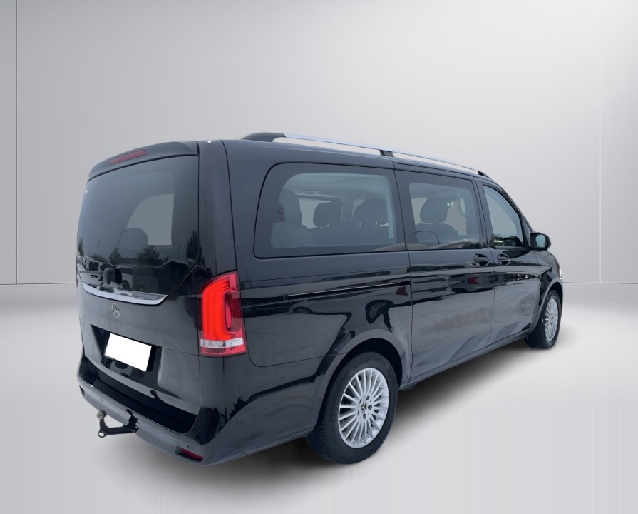 Mercedes-Benz V 300d 4MATIC (3)