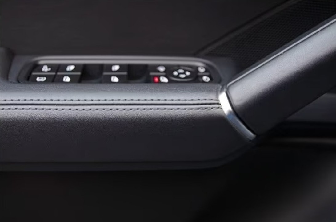 Porsche Cayenne Coupe E-Hybrid - foto 35