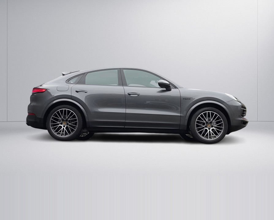 Porsche Cayenne Coupe E-Hybrid (2)