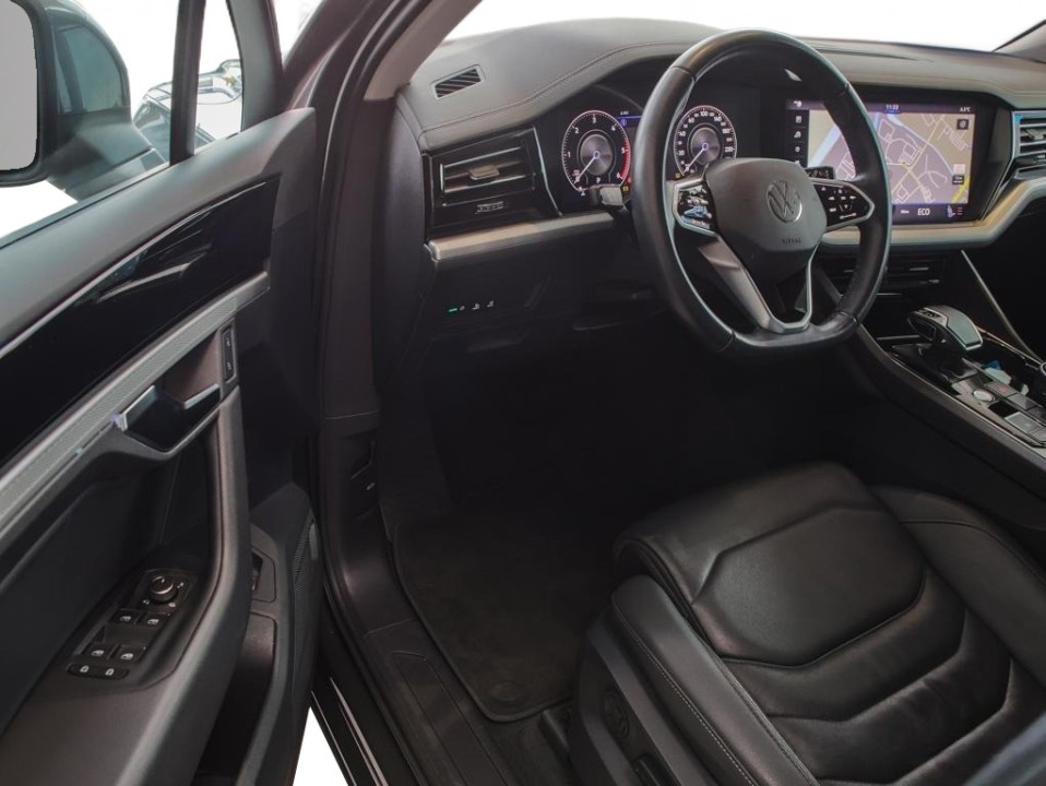Volkswagen Touareg V6 TDI - foto 11