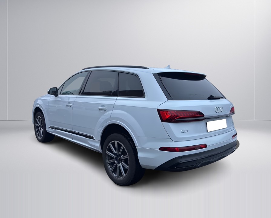 Audi Q7 50 TDI (4)