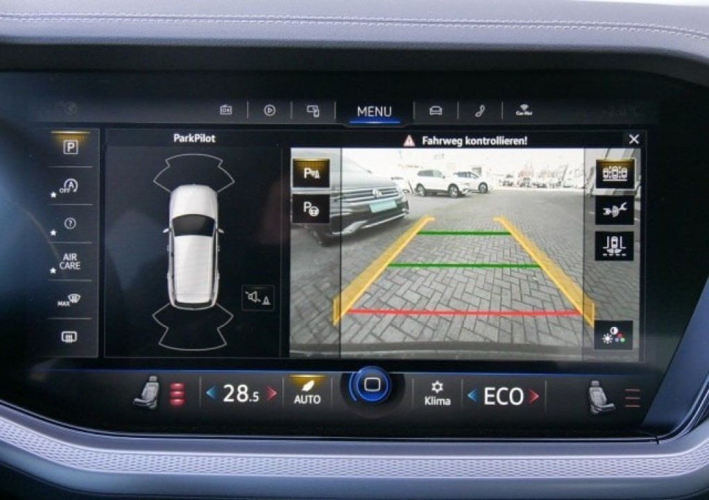 Volkswagen Touareg 4MOTION - foto 9