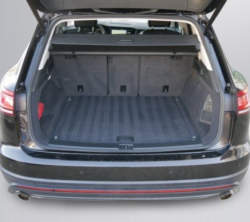 Volkswagen Touareg 4MOTION - foto 12