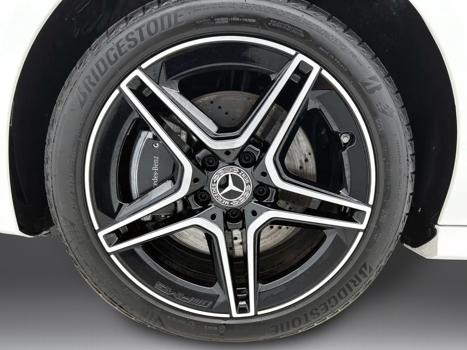 Mercedes-Benz CLA 250e AMG Line - foto 13
