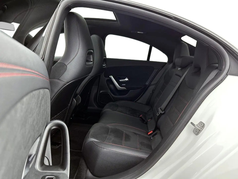 Mercedes-Benz CLA 250e AMG Line - foto 8