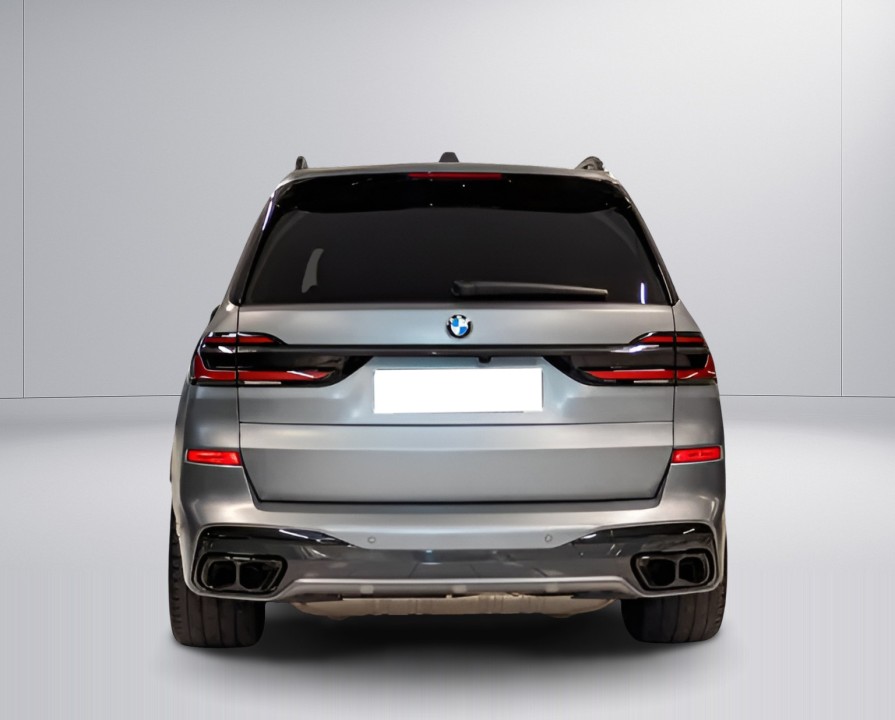 BMW X7 M60i xDrive (3)