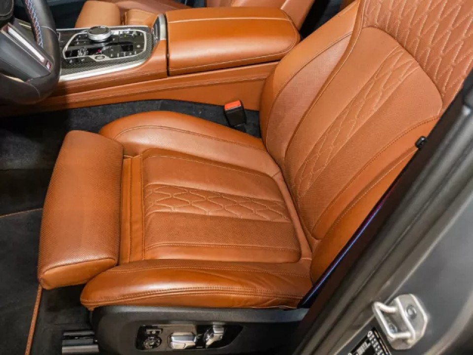 BMW X7 M60i xDrive (5)