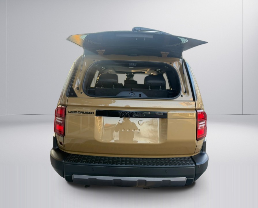 Toyota Land Cruiser 250 (5)