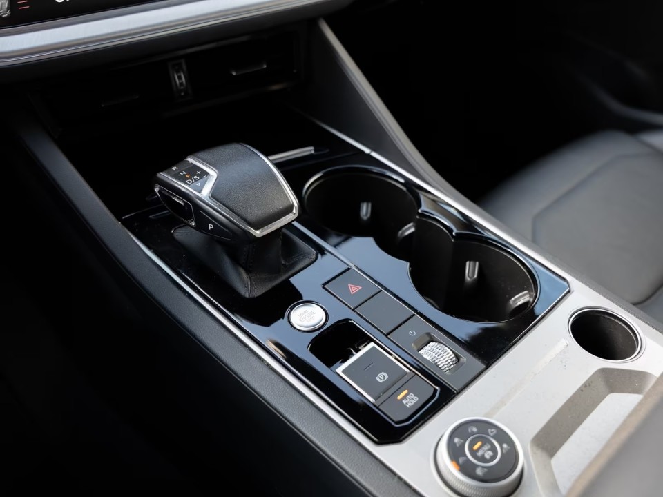 Volkswagen Touareg V6 TDI - foto 7