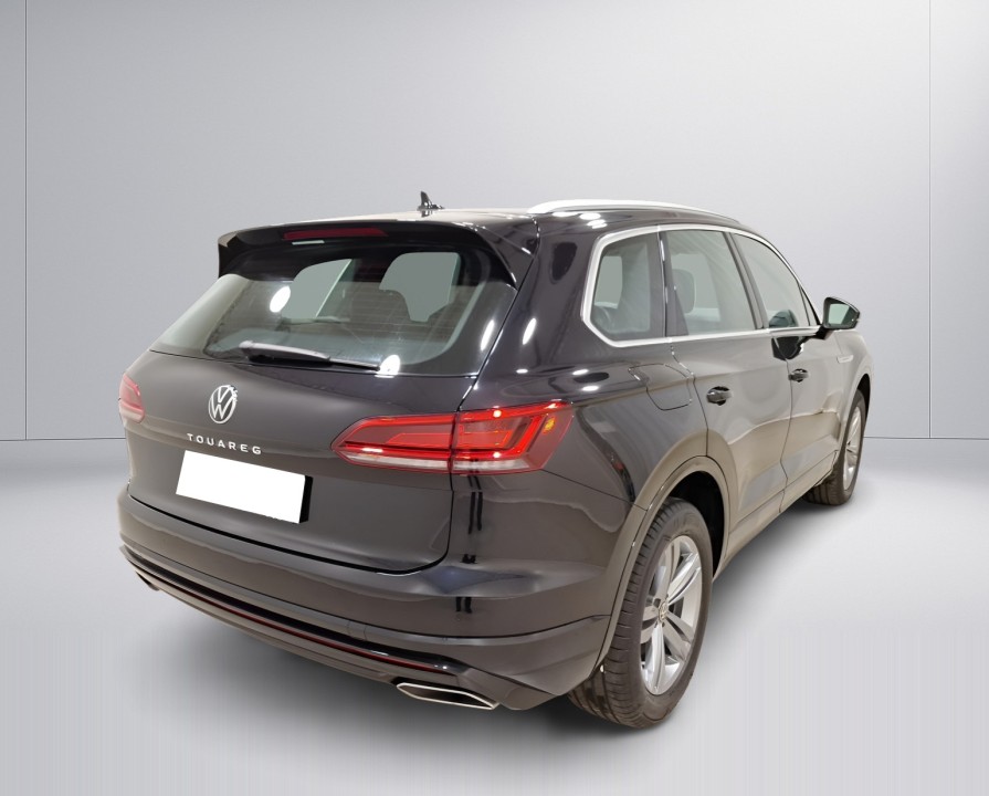 Volkswagen Touareg V6 TDI R-Line (3)