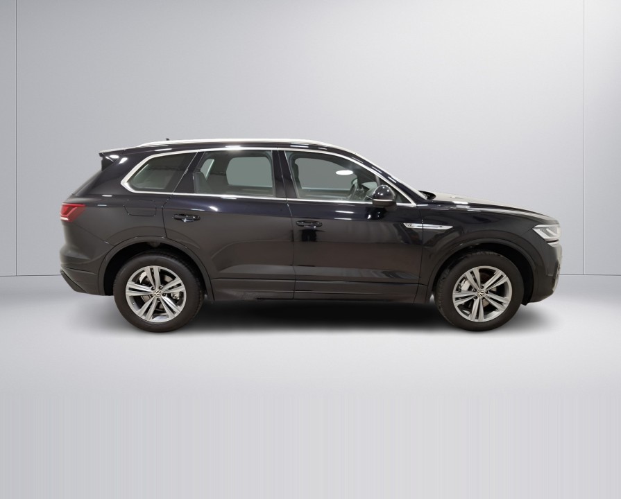 Volkswagen Touareg V6 TDI R-Line (2)