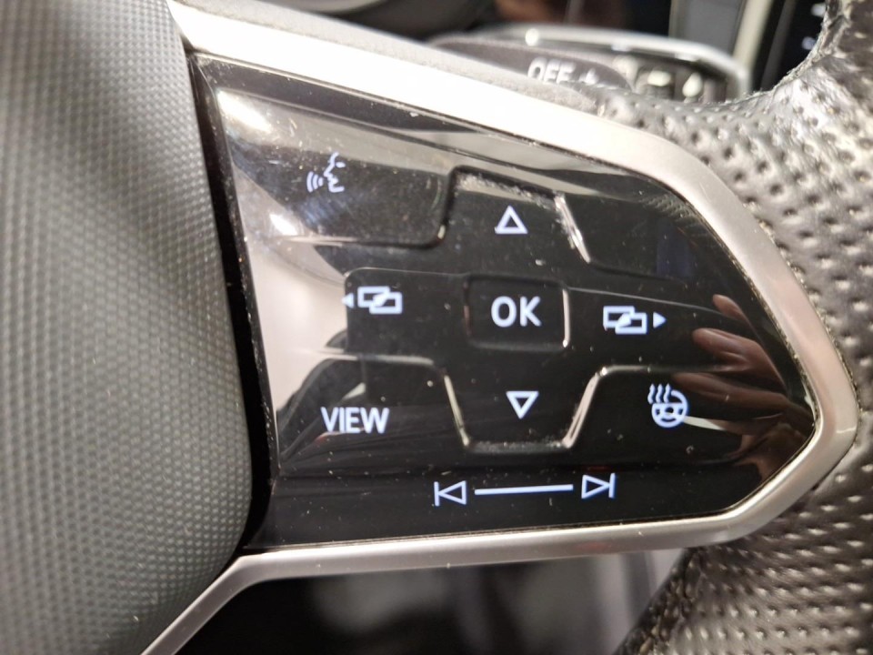 Volkswagen Touareg V6 TDI R-Line - foto 15