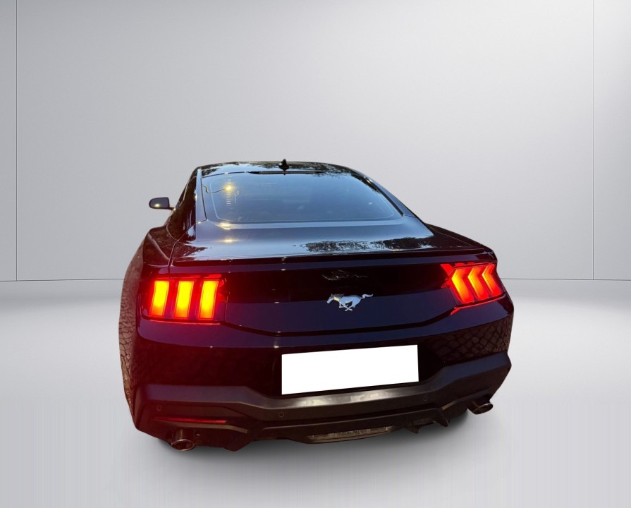 Ford Mustang - foto 7