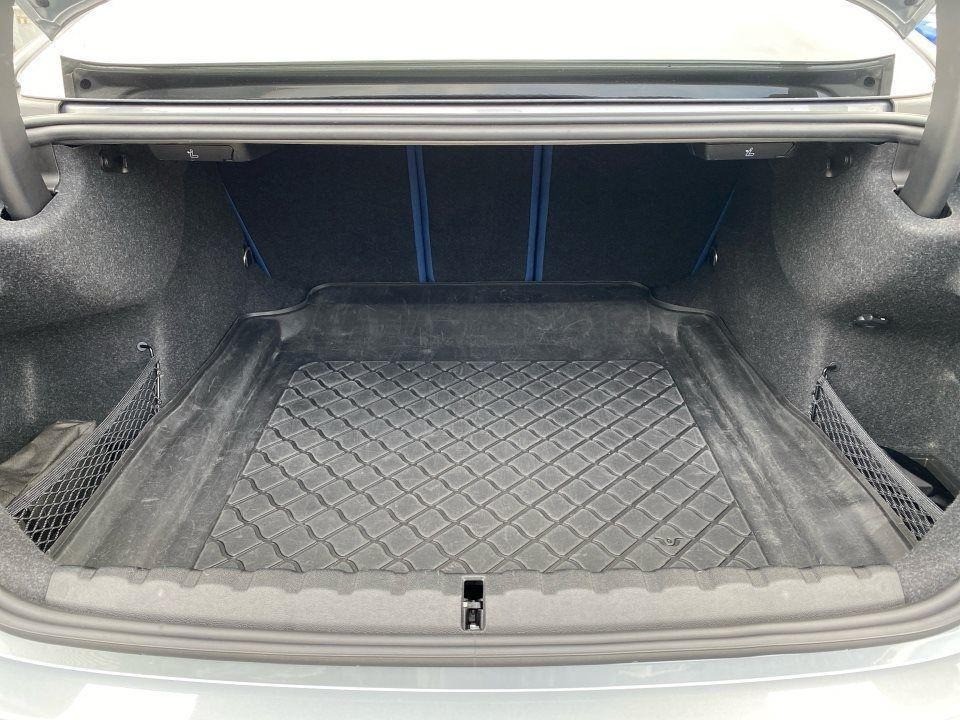 BMW M4 Competition - foto 13