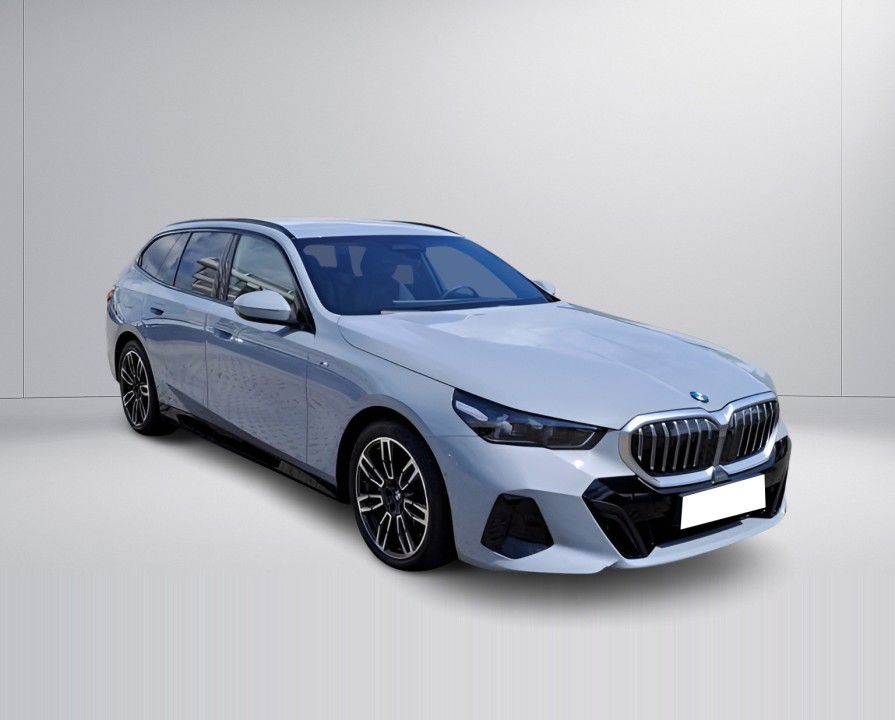 BMW Seria 5 540d xDrive Touring M-Sport
