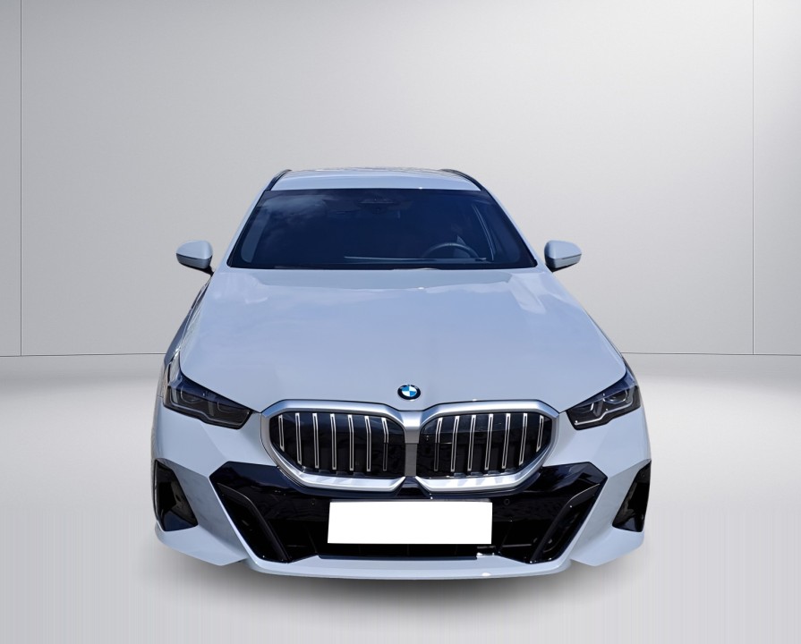 BMW Seria 5 540d xDrive Touring M-Sport - foto 7