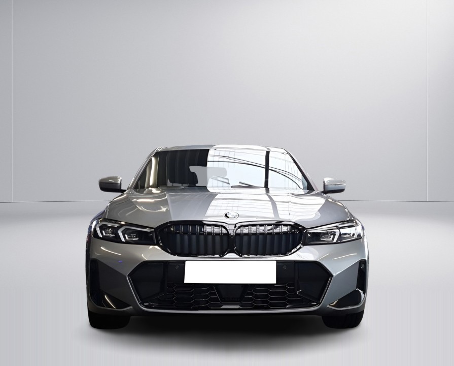 BMW Seria 3 320i xDrive M-Sport (2)