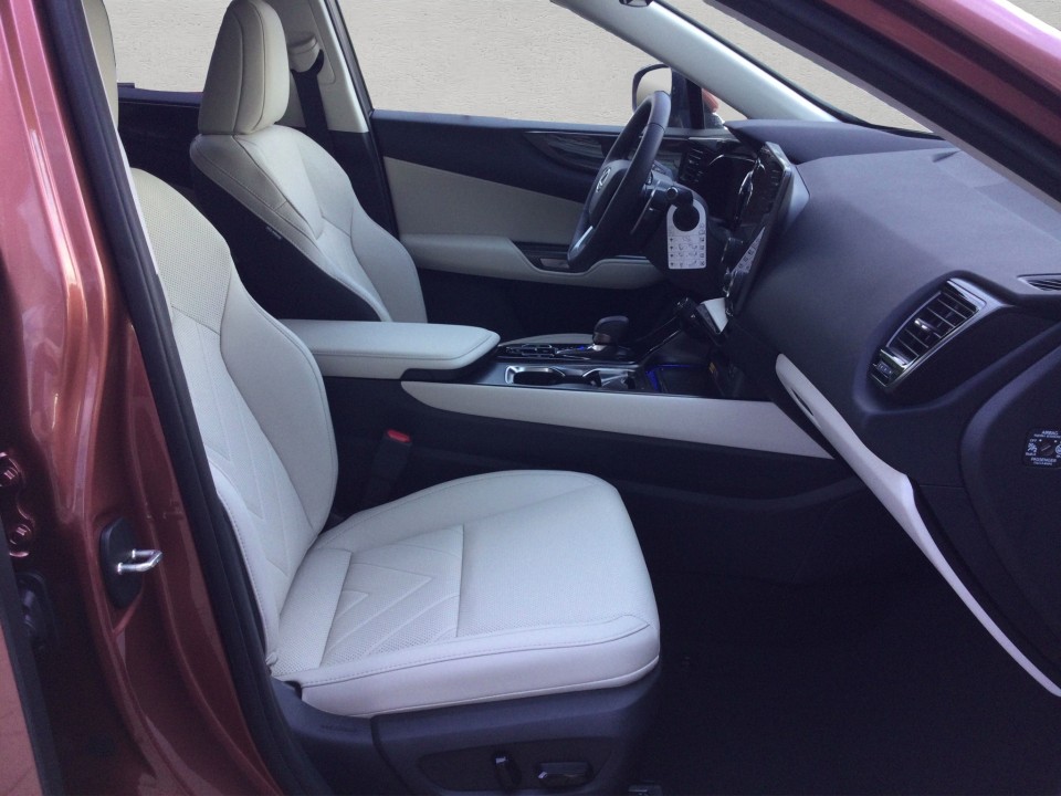 Lexus Seria NX 350h AWD Executive Line - foto 11