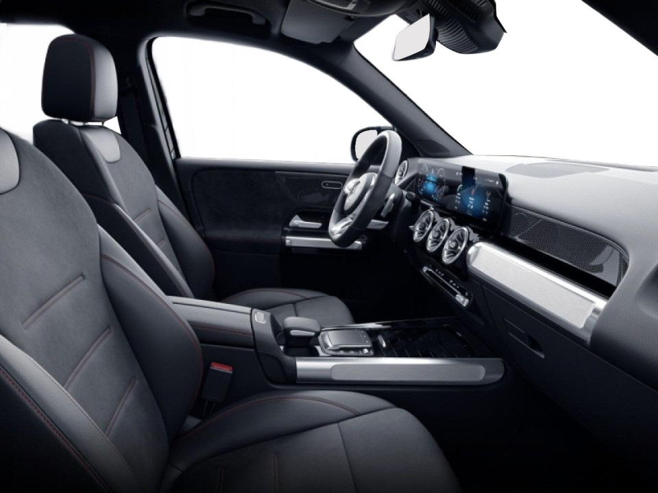 Mercedes-Benz GLB 200 4MATIC AMG - foto 16