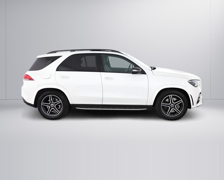 Mercedes-Benz GLE 350d 4MATIC AMG Line (2)