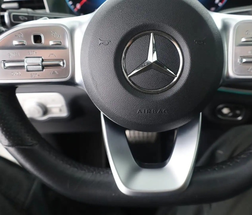 Mercedes-Benz GLE 350d 4MATIC AMG Line - foto 10