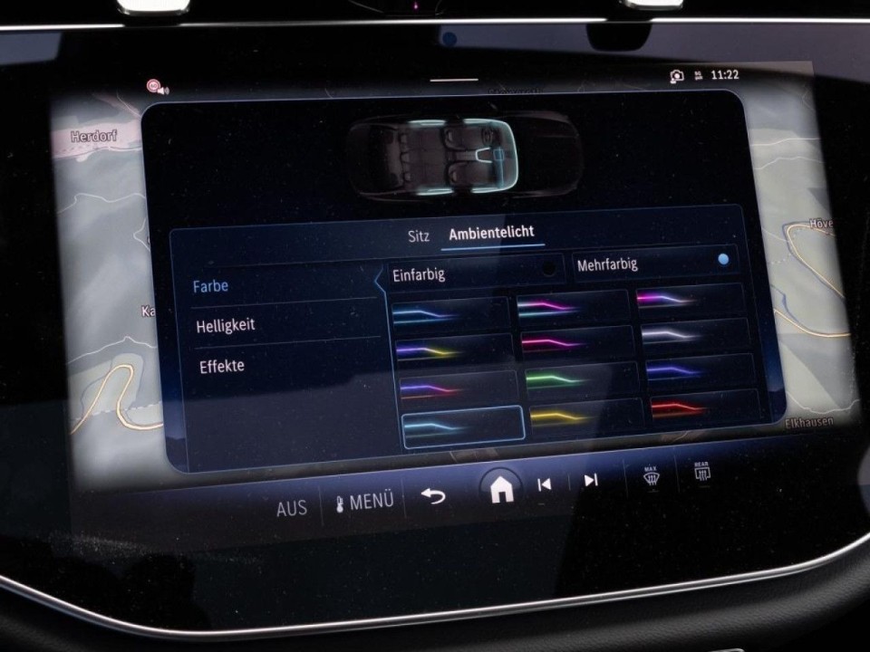 Mercedes-Benz E 200 4MATIC AMG - foto 14