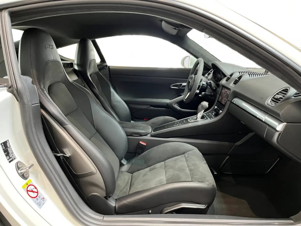 Porsche 718 Cayman GTS - foto 13