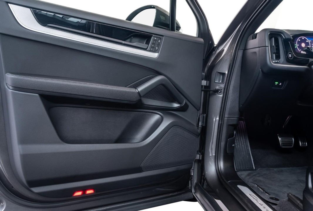 Porsche Cayenne S - foto 14