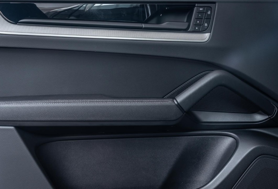 Porsche Cayenne S - foto 18