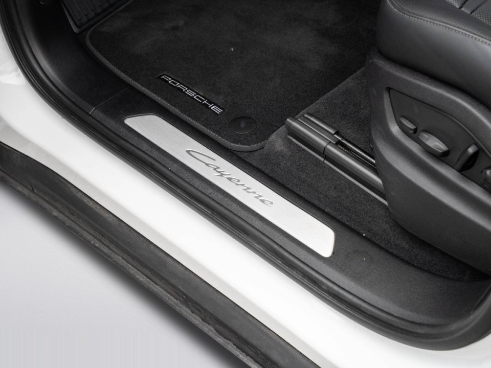 Porsche Cayenne E-Hybrid - foto 23