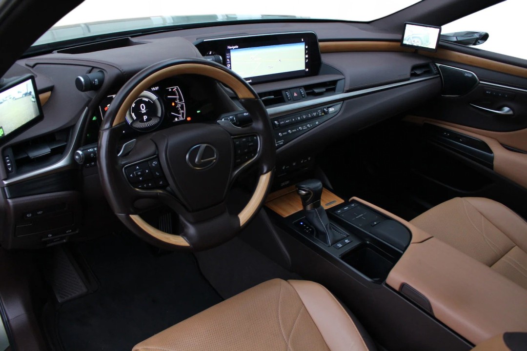 Lexus Seria ES 300h President Line - foto 9