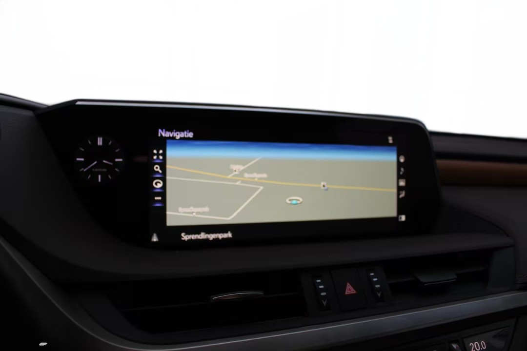 Lexus Seria ES 300h President Line - foto 11