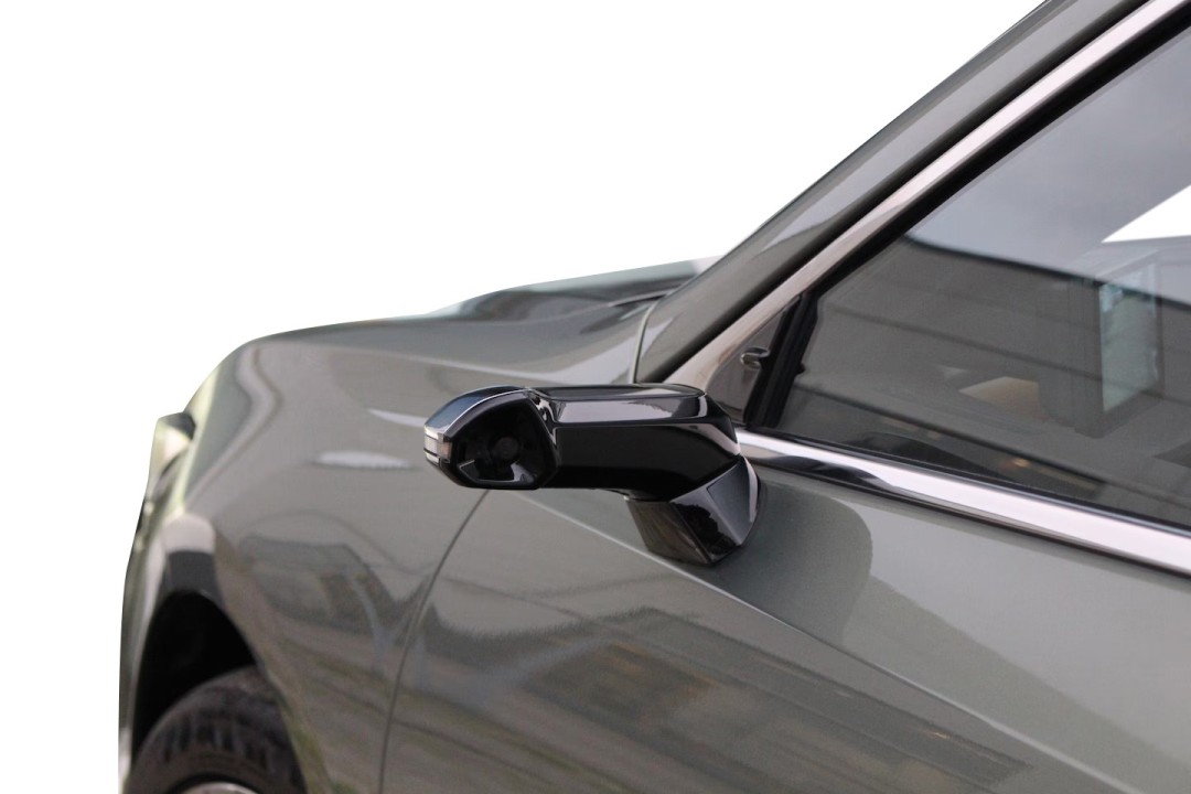 Lexus Seria ES 300h President Line - foto 23