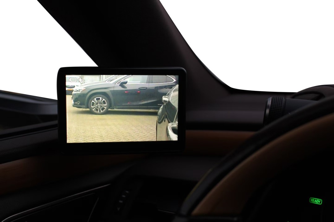 Lexus Seria ES 300h President Line - foto 13