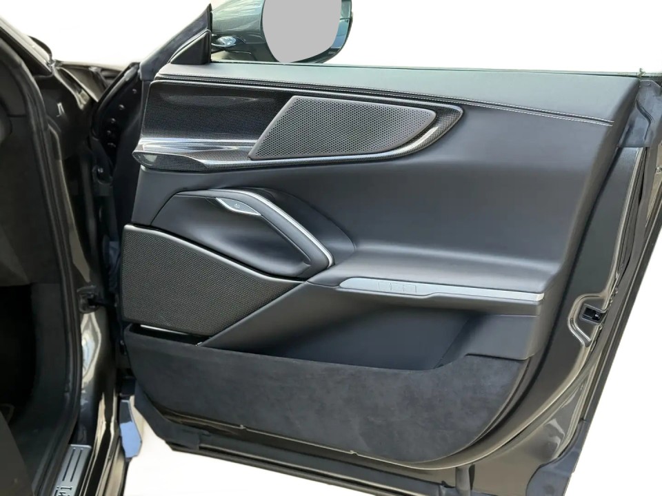 Ferrari Purosangue - foto 20