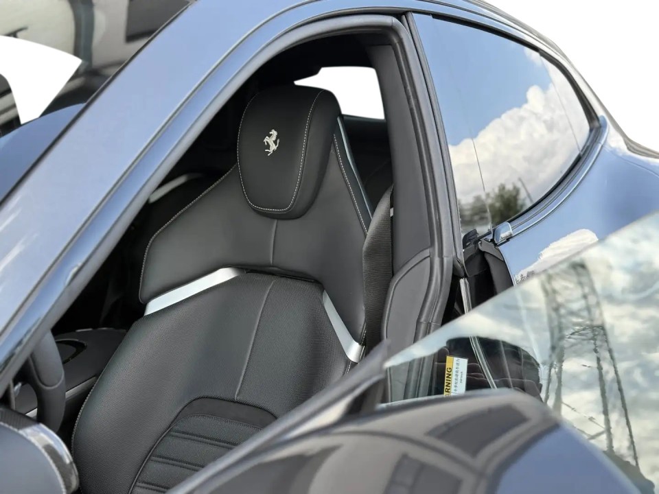 Ferrari Purosangue - foto 19