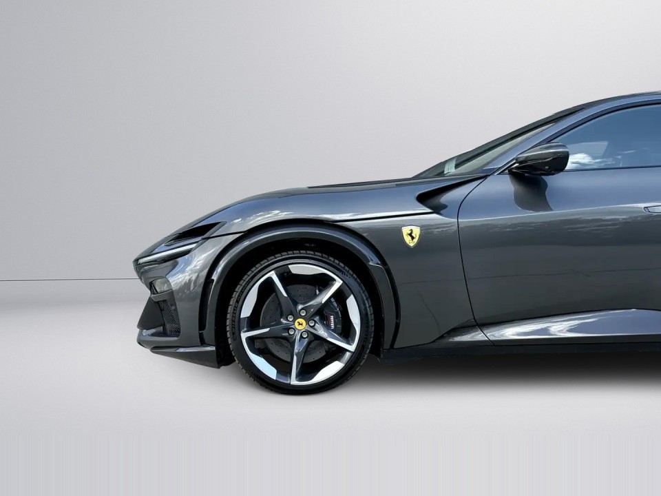 Ferrari Purosangue - foto 29