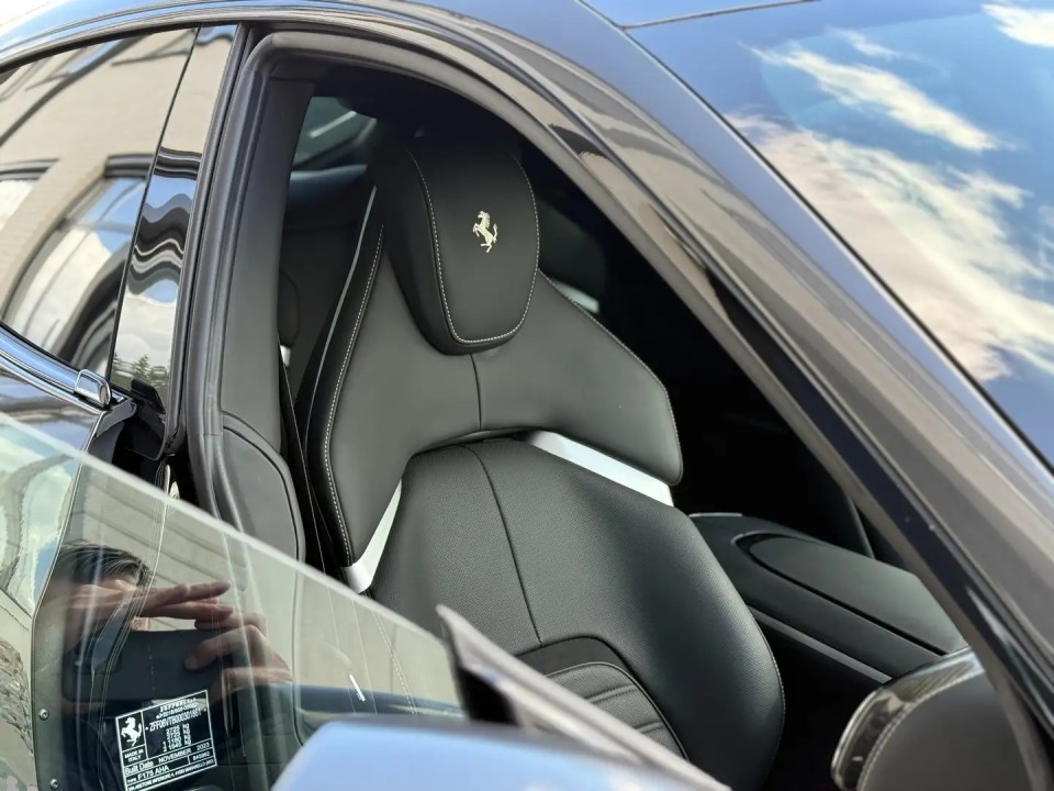 Ferrari Purosangue - foto 18