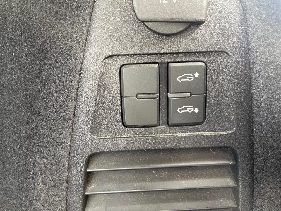 Volkswagen Touareg V6 TDI R-Line - foto 15