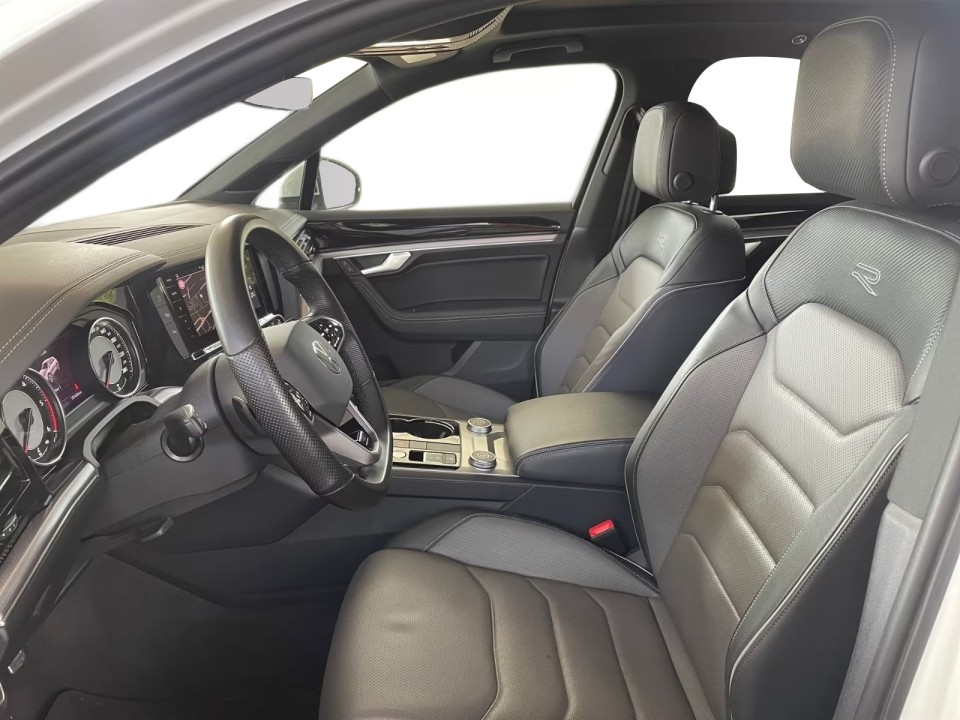 Volkswagen Touareg V6 TDI R-Line - foto 8