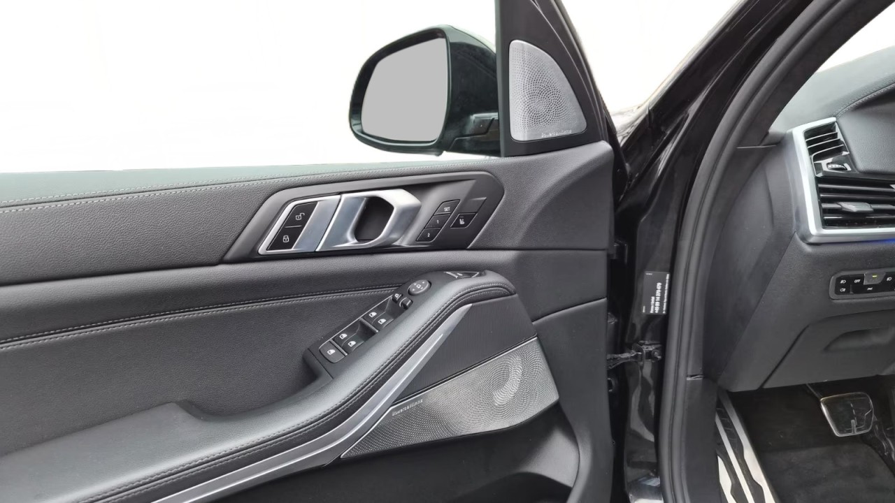 BMW X5 xDrive30d M-Sport - foto 33