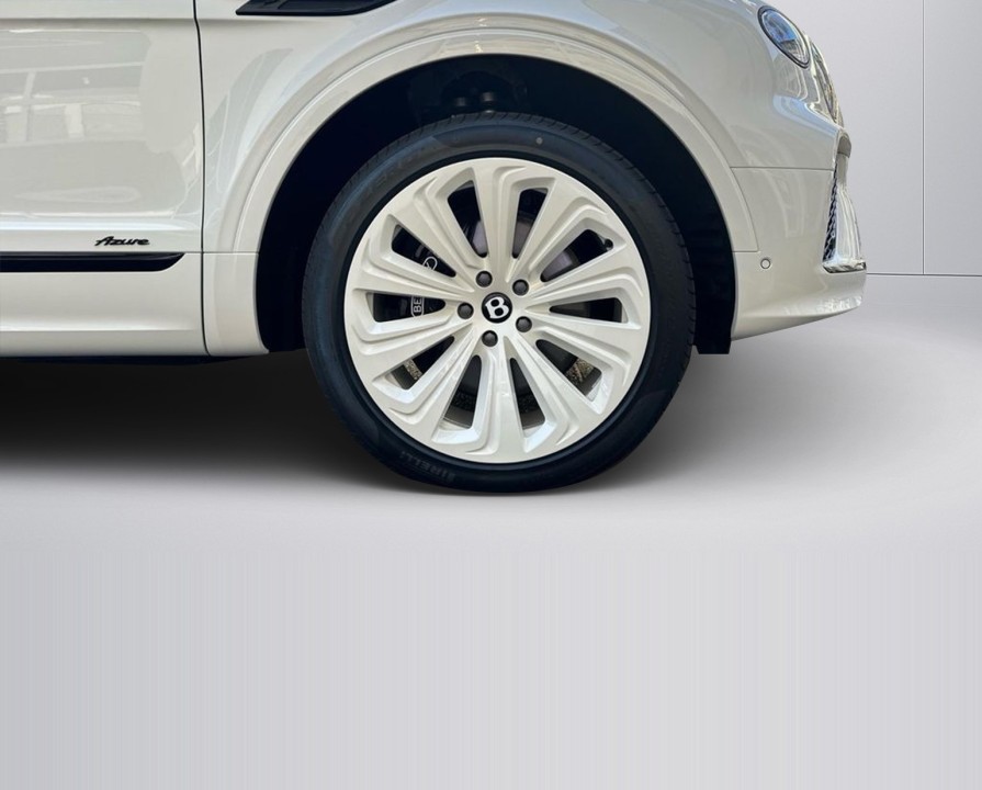 Bentley Bentayga Azure V8 - foto 11