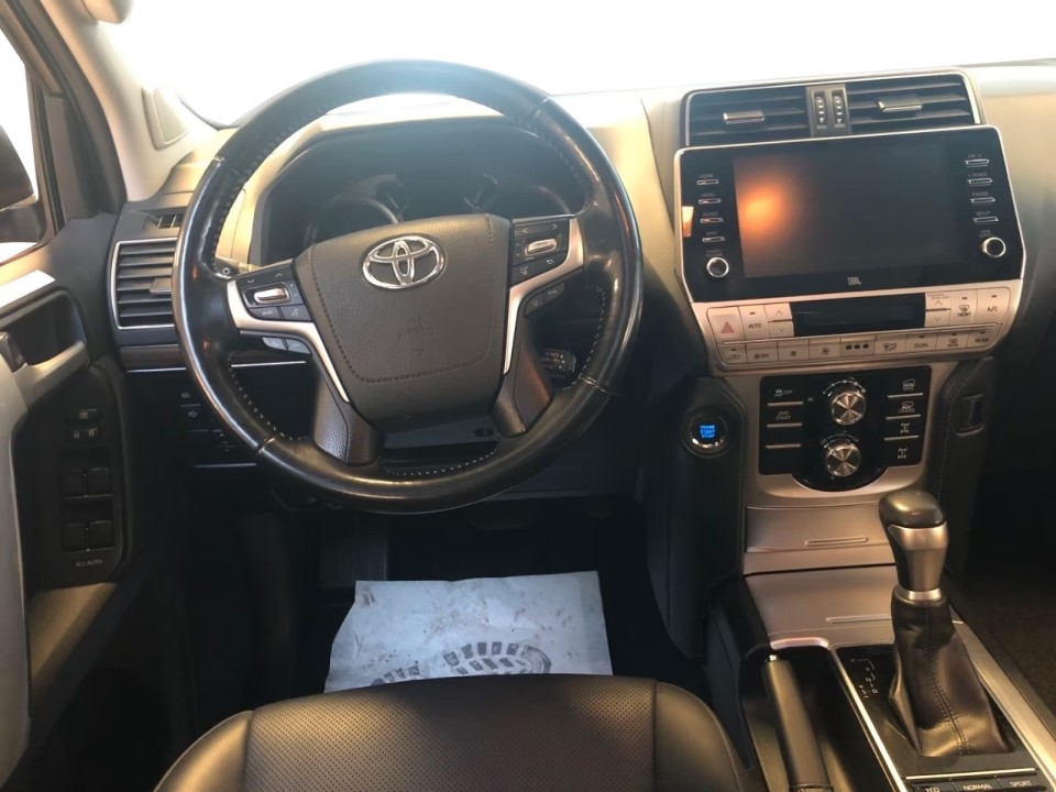 Toyota Land Cruiser Executive - foto 7