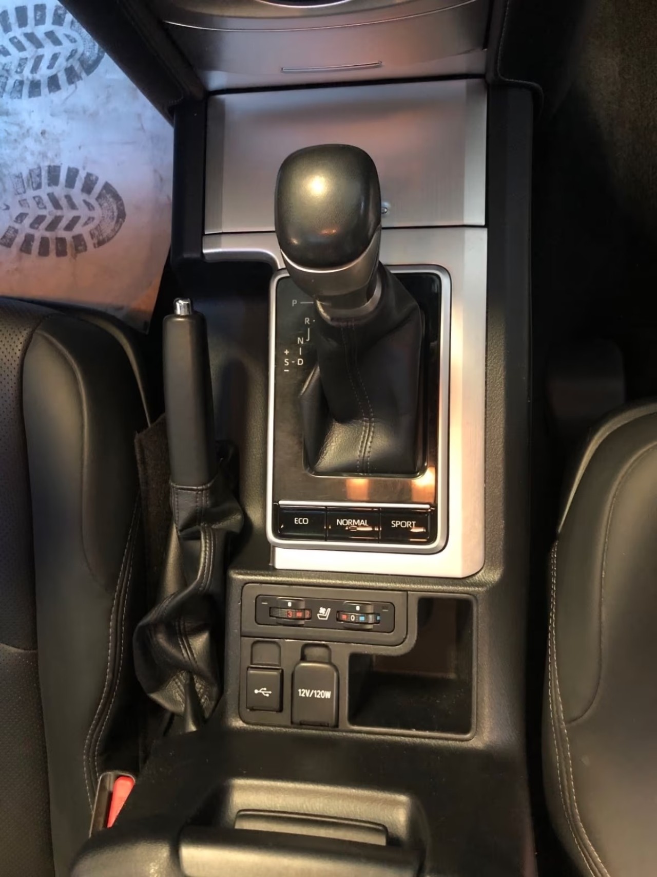 Toyota Land Cruiser Executive - foto 11