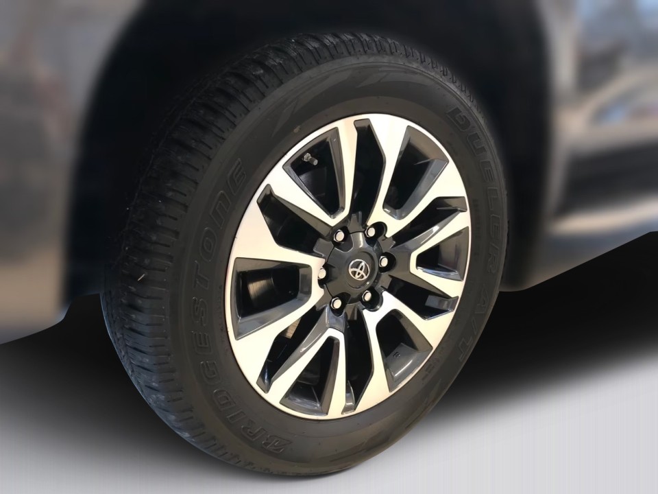 Toyota Land Cruiser Executive - foto 22