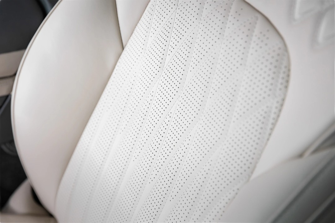 Bentley Continental GT Azure V8 - foto 15