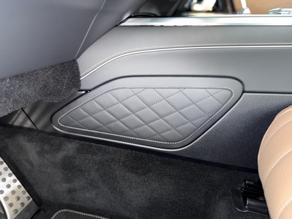 Mercedes-Benz G 63 AMG - foto 27