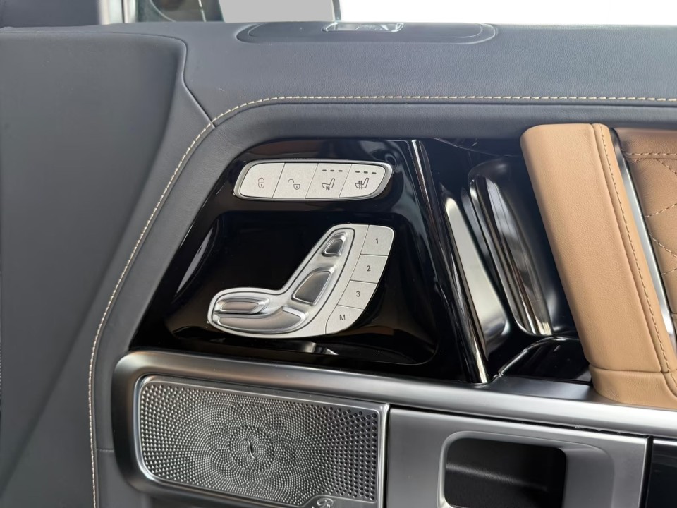 Mercedes-Benz G 63 AMG - foto 30